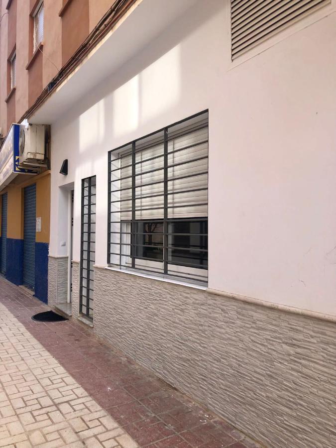 Holidays2Malaga Estudio Unión recién reformado con WiFi gratuito Extérieur photo